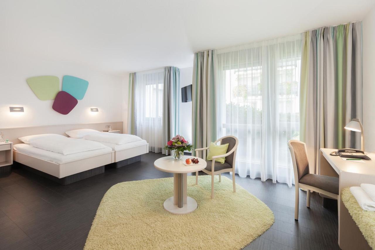 Hotel Akazienhaus هيرتسوجيناوراخ المظهر الخارجي الصورة