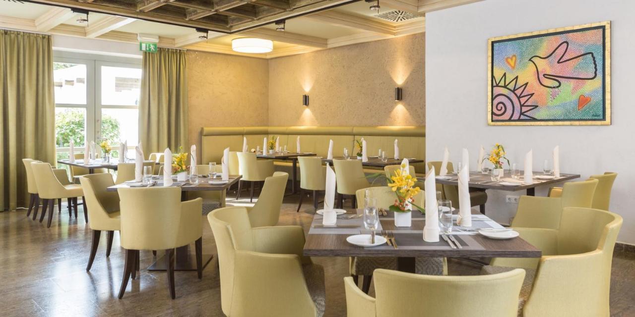 Hotel Akazienhaus هيرتسوجيناوراخ المظهر الخارجي الصورة